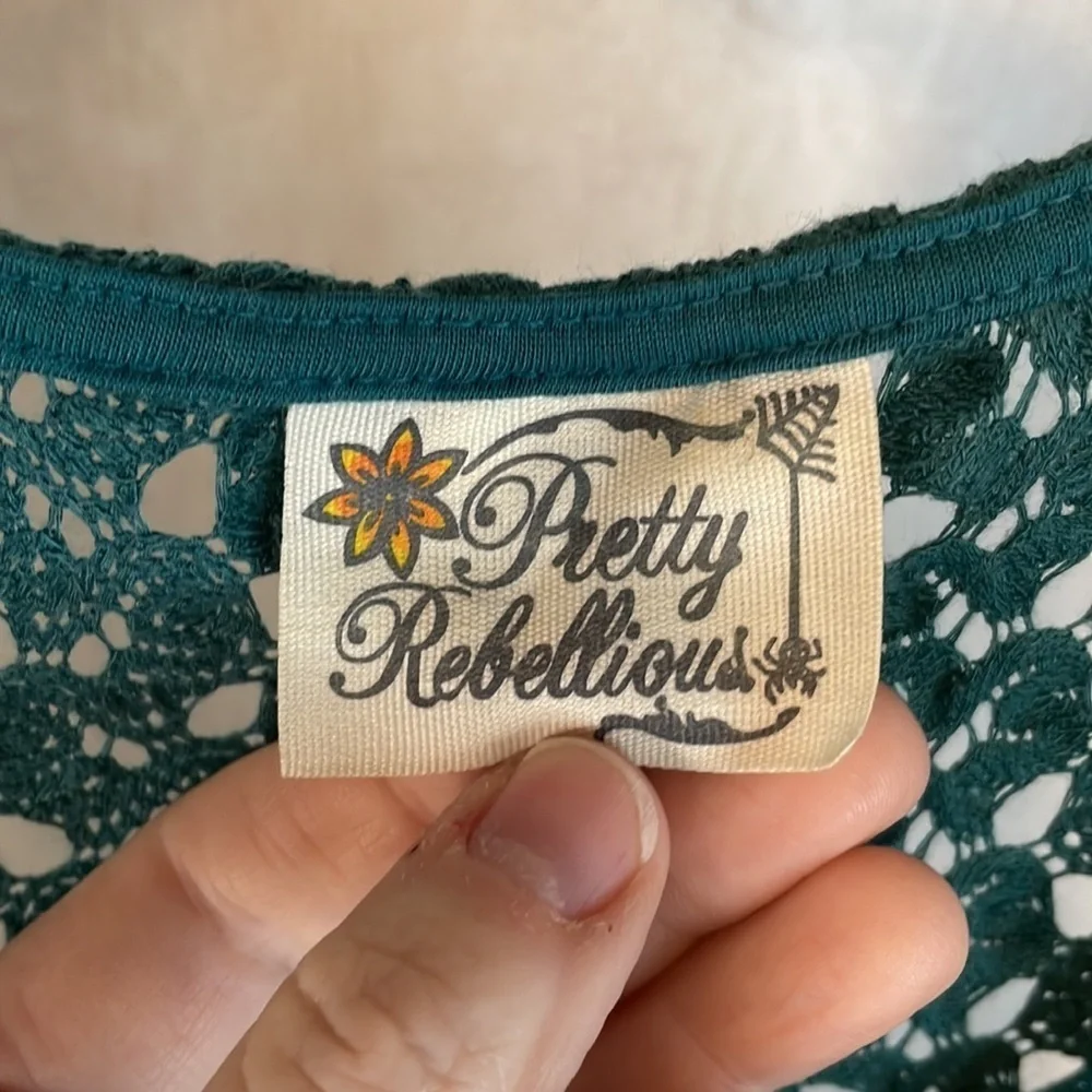 Pretty Rebellious Green Lace Tank Top Cover Up‎ No Size Tag
